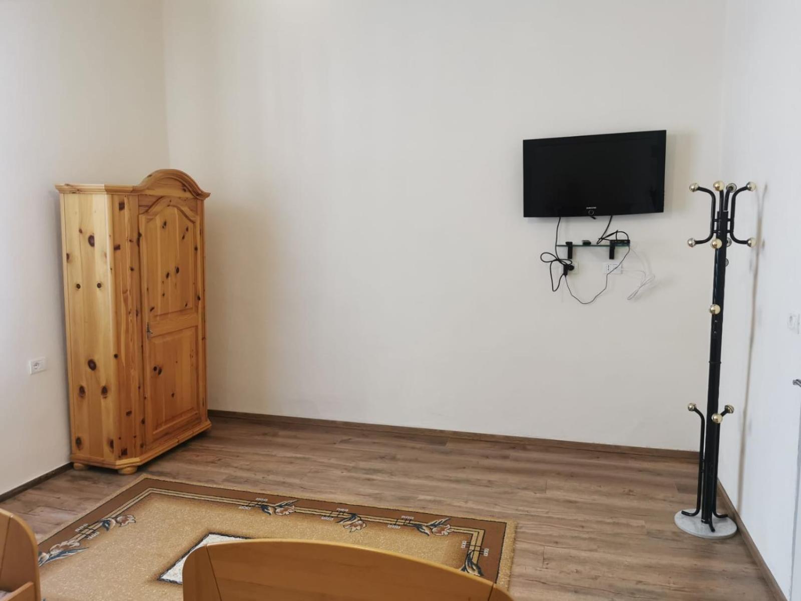 Gm Tirana Hostel 외부 사진